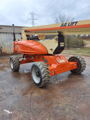 USED 2013 JLG M600JP