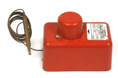 CHROMALOX AR-115KC TEMPERATURE CONTROL 277VAC, 30A, AR115KC REPAIRED