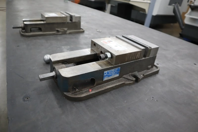 Used KURT WORKHOLDING SOLUTIONS D-675 Vises Minnesota US | Machinesused.com #1505705