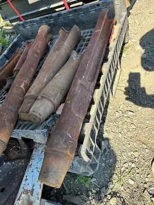 Used AFTERMARKET 46" L X  5-3/4" D STEEL CHISEL DRILL FOR CABLE TOOL Drills Pennsylvania US | East West Machinery & Drilling #1417301