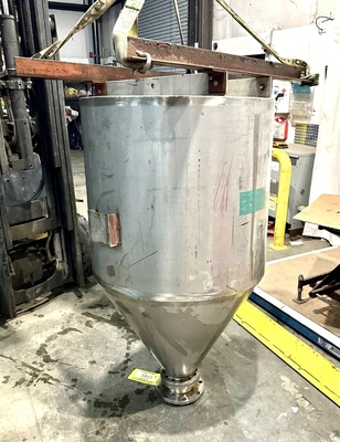 Used _UNKNOWN_ _UNKNOWN_ Dish & Cone Bottom Tanks West Virginia US | Cooper Industries #1409284