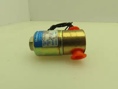 Honeywell Skinner 3131BBN1GN00 Solenoid Valve 3-Way NC 24VAC 100 PSI 1/8" NPT