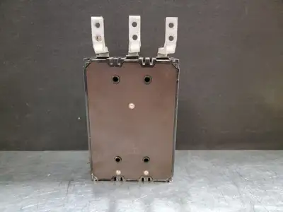 USED SQUARE D 999316