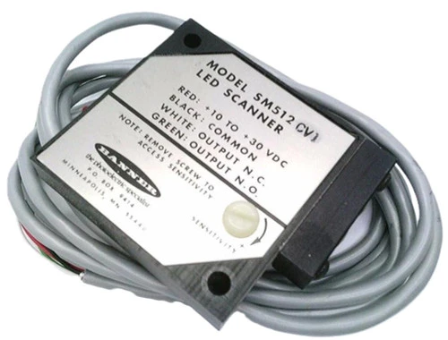 Banner SM512CV1 19176 SM512 Visible Red 650 nm Convergent Sensor [New]