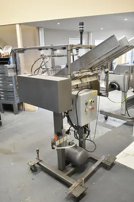 USED 1997 THIELE S-20-8M