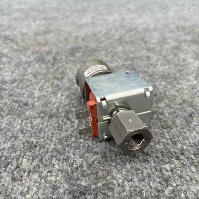 Used Dayton 2DAA1 Solenoid Valves California US | Davliegogo LLC #1705471
