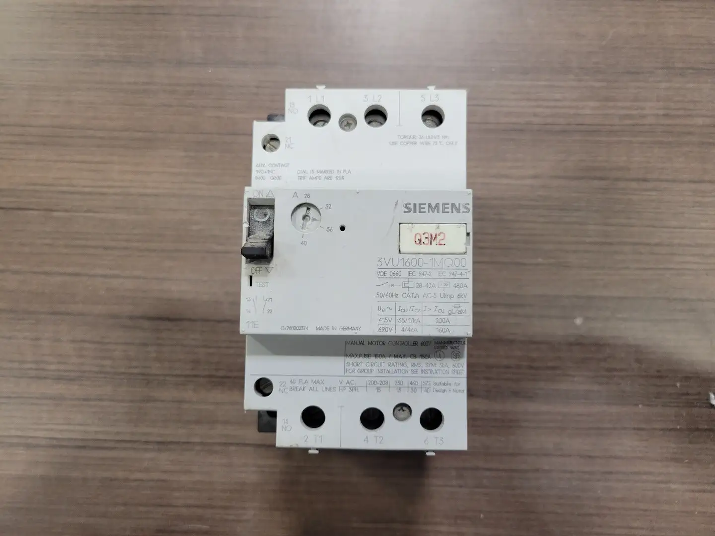 Used SIEMENS 3VU1600-1MQ00 Switchgears British Columbia CA | Lenmark #242749