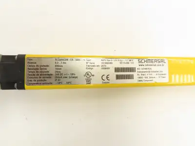 Schmersal SLC440COM-ER-0890-14 Safety Light Curtain Transmitter