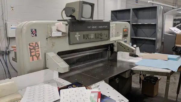 Used POLAR _UNKNOWN_ Paper Cutters New Jersey US | Holland Graphic Equipment USA #549859