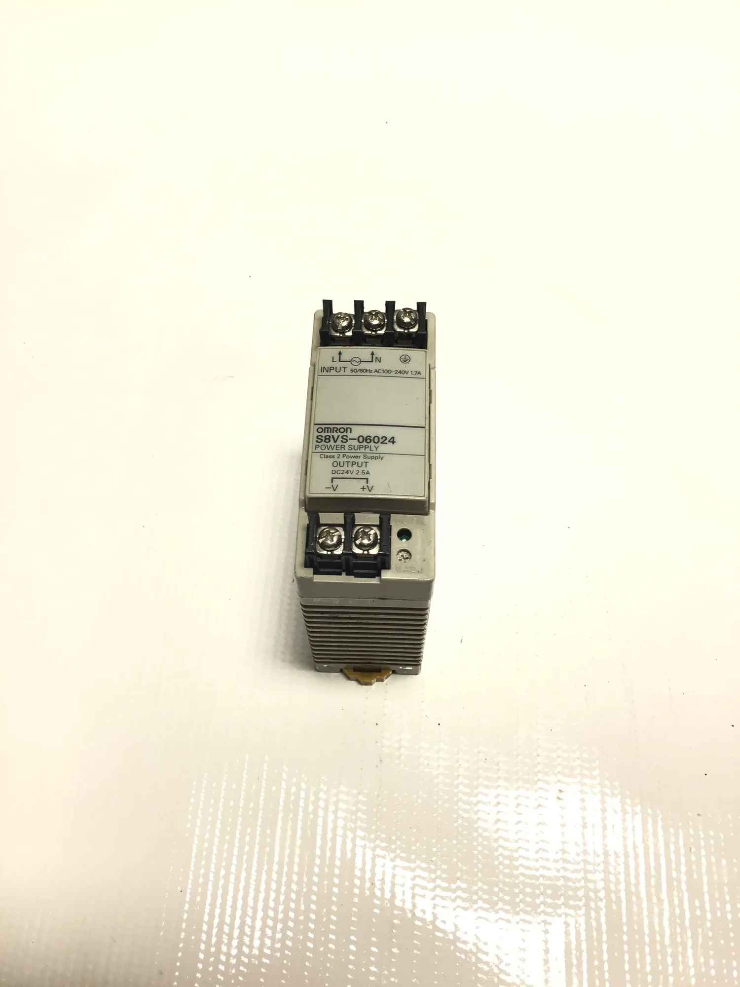 Omron S8VS-06024 Power Supply