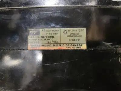 Used FEDERAL PIONEER NEF311015 Switchgears British Columbia CA | Lenmark #243917