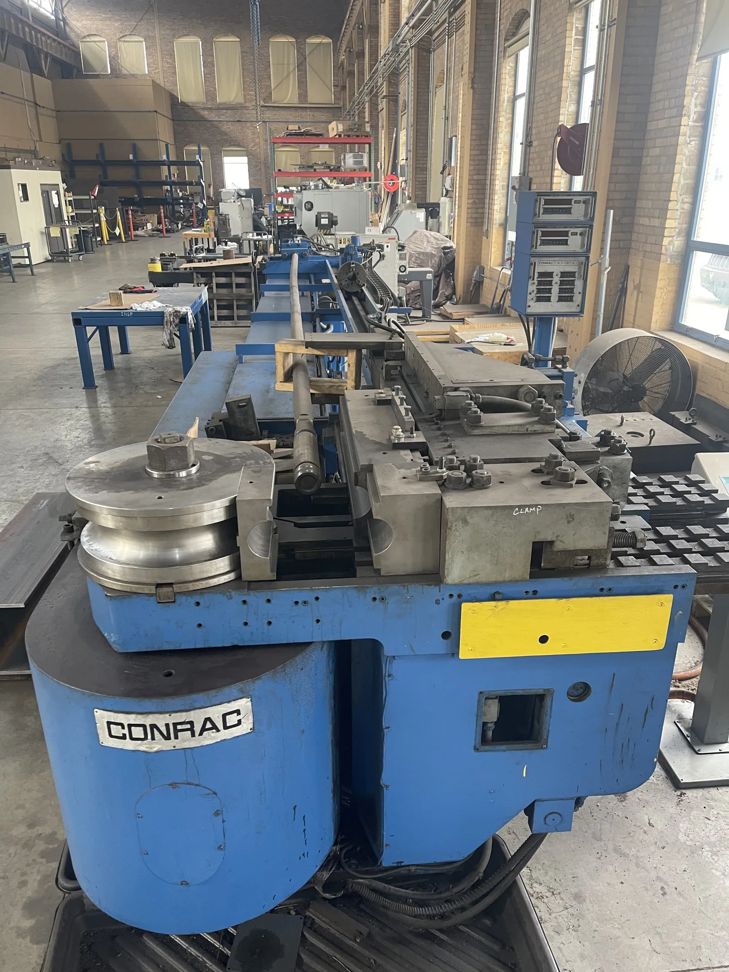 USED CONRAC 260