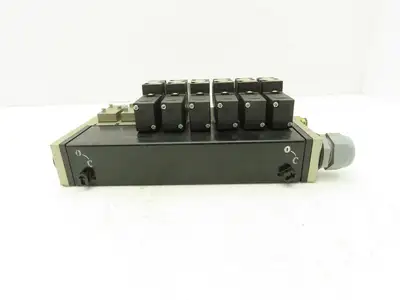 SMC VFS2300-5FZ Pneumatic 8-Station Solenoid Manifold w/6 Valves 24VDC VFS2000