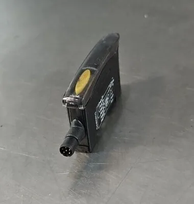 Banner D10DNFPQ Photoelectric Sensor 12-24VDC Loc5E-19