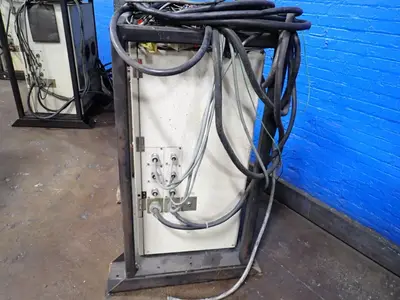 USED 2000 YASKAWA ELECTRIC CORPORATION YASNACXRCUP20