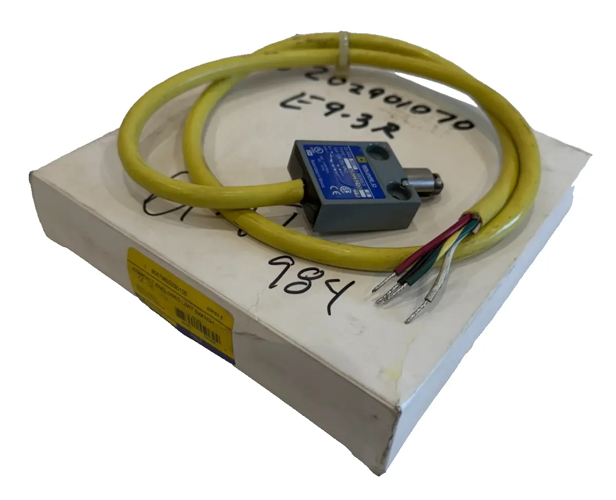 NEW SQUARE D 9007MS02S0100 LIIMIT SWITCH SERIES B