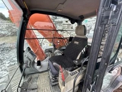 Used 2013 HITACHI ZX290 LC-5 Crawler Excavators Maine US | Big D Heavy Equipment #1557019