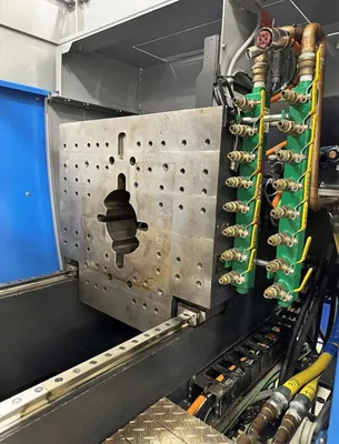 2015 ENGEL 2-COLOR E-VICTORY 170H/50V/130 Injection Molding Horizontal/Vertical | Machinery Network (3)