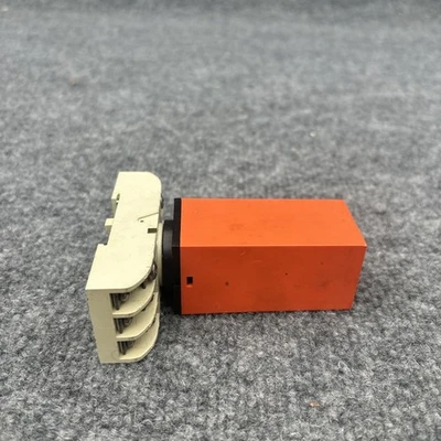 Used Carlo Gavazzi B121220 Relays & Switches California US | Davliegogo LLC #1707880