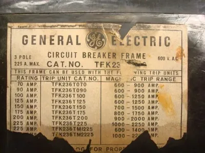 General Electric TFK236100 Circuit Breaker 100 Amps 600VAC Used