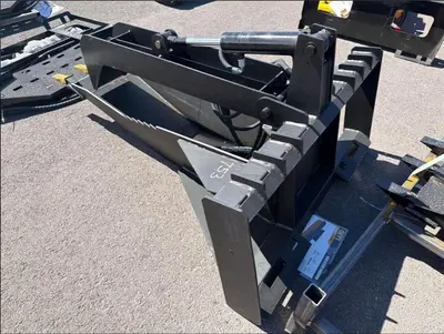 New | in-Stock SKID STEER ATTACHMENTS _UNKNOWN_ Root Grapples Utah US | CSS Equipment Sales #1347444