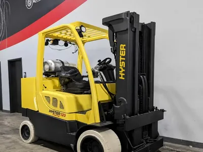 USED 2019 HYSTER S120FTS