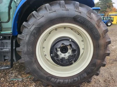 New | in-Stock 2026 NEW HOLLAND POWERSTAR 120 Utility Tractors New Hampshire US | Beauregard Equipment #1511350