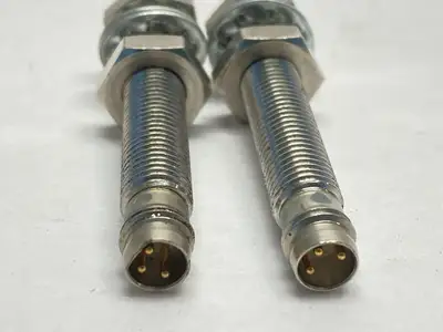 USED BALLUFF INDUCTIVE PROXIMITY SENSOR BES M08MI-PSC20B-S49G LOT OF 2