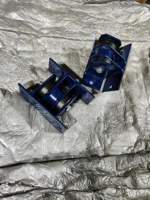 USED MASON INDUSTRIES DAMPENER HINGE MOUNT