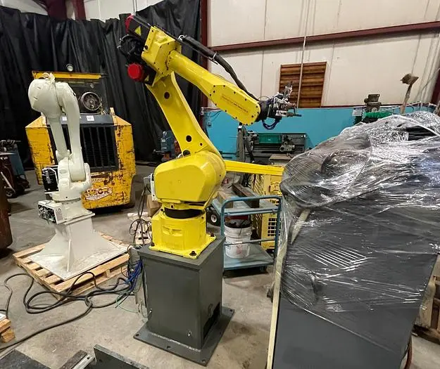 Used 2005 FANUC ARCMATE 120IB Robots Michigan US | RAB Industries, Inc. #184294