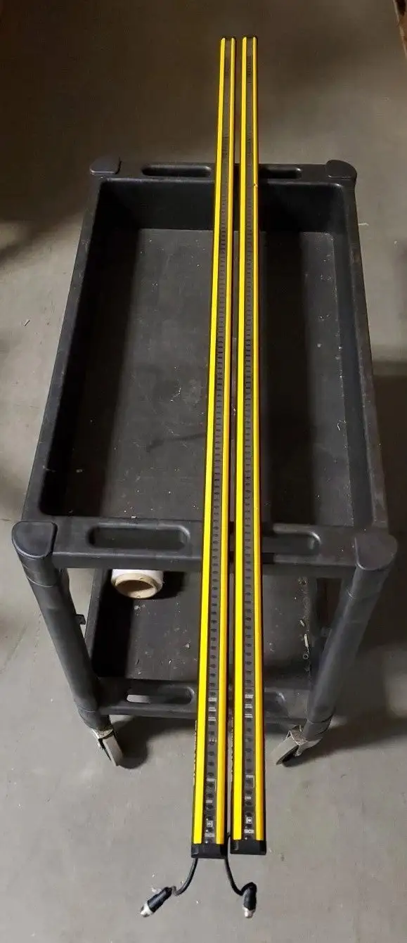 SICK C4C-SA15010A10000/C4C-EA15010A10000 SAFETY LIGHT CURTAIN SET. 5C-9