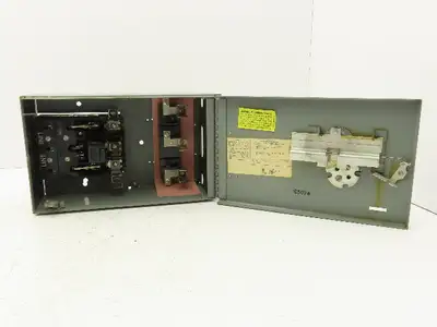 General Electric THP361 Fusible Panelboard Disconnect Switch QMR 30A 600V 3 Pole