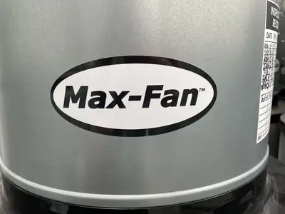 Max-Fan 14" w/ Carbon Filter