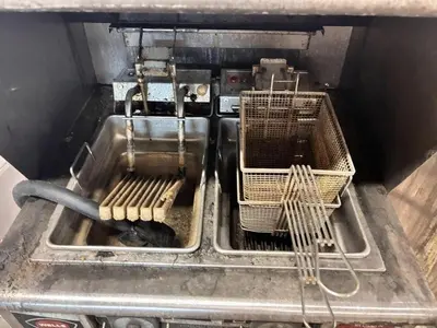 WELLS VENTLESS FRYER - SELF CONTAINED