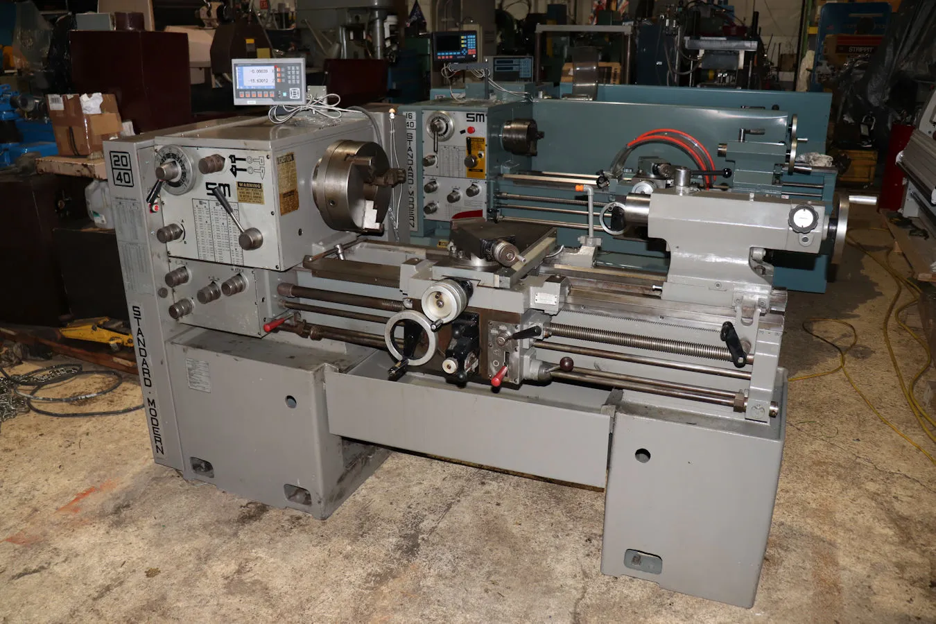 USED 1981 STANDARD 2040