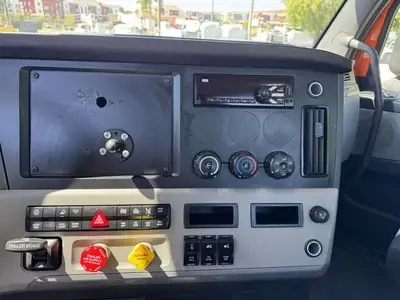 Used 2019 FREIGHTLINER T11664ST Conventional trucks California US | Commerce Truck Equipment Sales #1548731