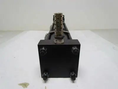 Hennells NC9-MF1-BR Pneumatic Air Cylinder 3.25 Bore 19" Stroke 1" Shaft