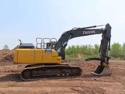 USED 2021 Deere 210G