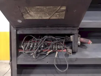 USED LINCOLN ELECTRIC