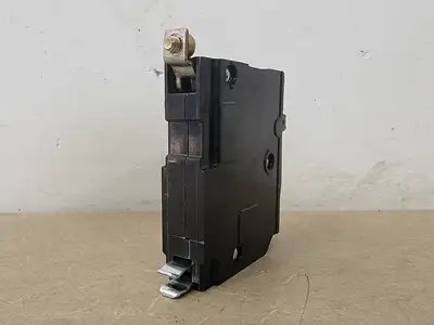 USED SQUARE D QO115
