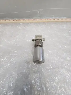 SWAGELOK SS-BNS4-C Bellows Sealed Valve