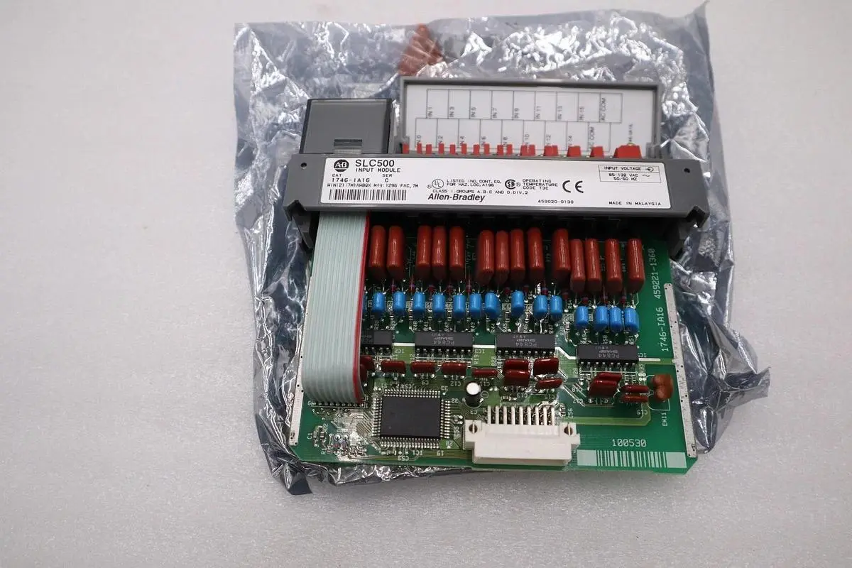 NEW OPEN BOX AB ALLEN BRADLEY 1746-IA16 SLC500 INPUT MODULE SERIES C STOCK H950A