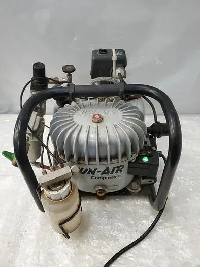 JUN-AIR 6-4 Quiet Air Oil-lubricated Piston Compressor