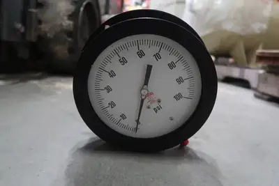 0-100 psi Pressure Gauge Dial 6685-21-556-2260