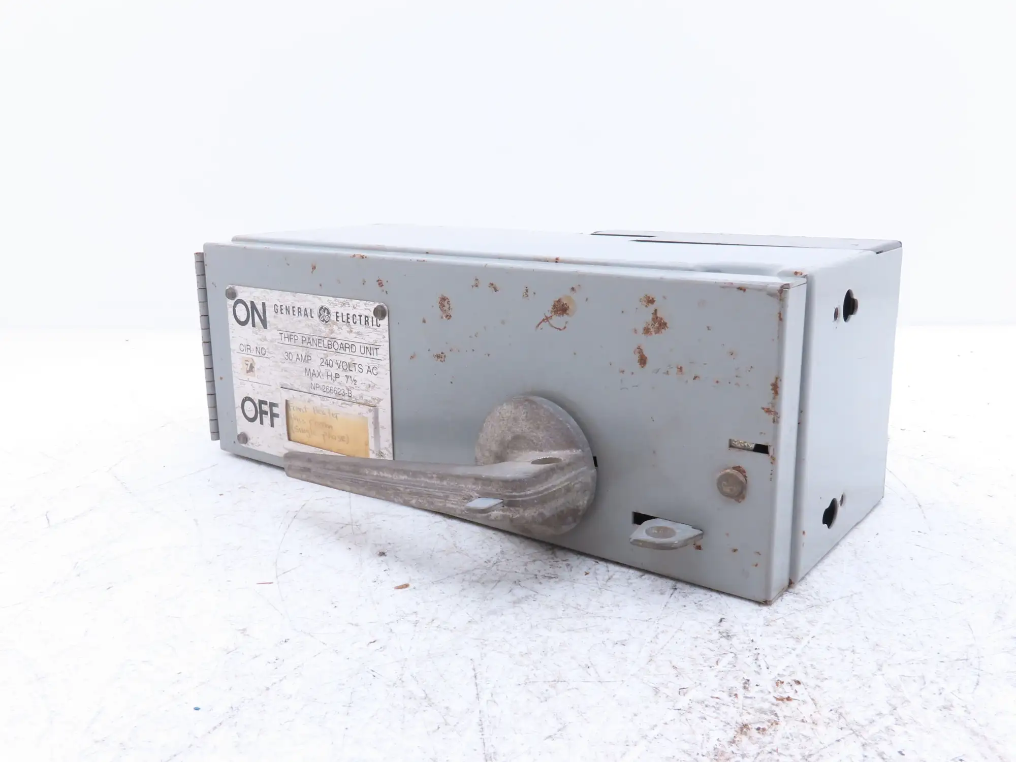 General Electric THFP321XL 3-Pole Fusible Disconnect Switch Panel Mount 30A 240V