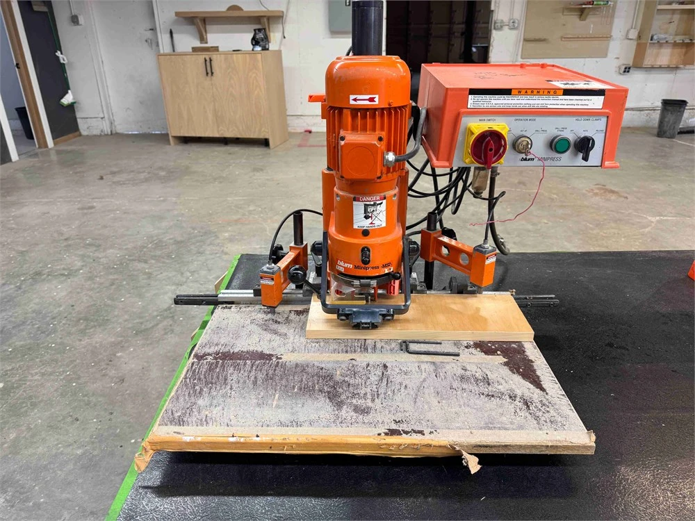 Used BLUM MINIPRESS Flexible Drilling and Inserting Machines Oregon US | MachineryMax #1547091