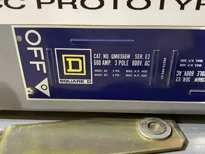 USED SCHNEIDER ELECTRIC, SQUARE D SER. E2 FUSIBLE PANELBOARD SWITCH UNIT 3-POLE 600A