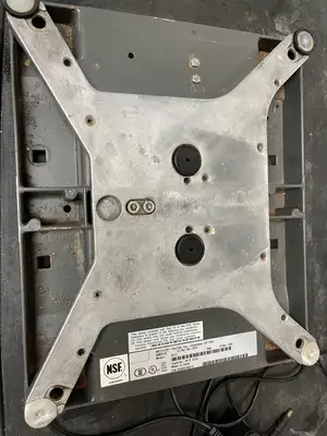 Used Toledo Used Mettler Toledo AM5010 30lb x 0.01lb POS Checkout Bench Scale Food Scales Illinois US | Falcon Restaurant Supply #1376442