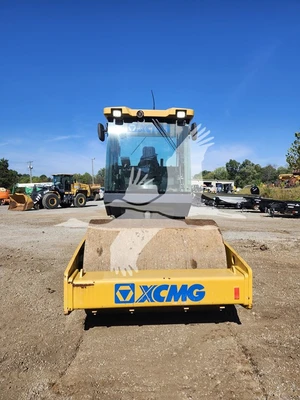 USED 2021 XCMG CV83PDU