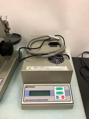 ATAGO DR-M2/1550 ABBE REFRACTOMETER WITH LIGHTSOURCE
